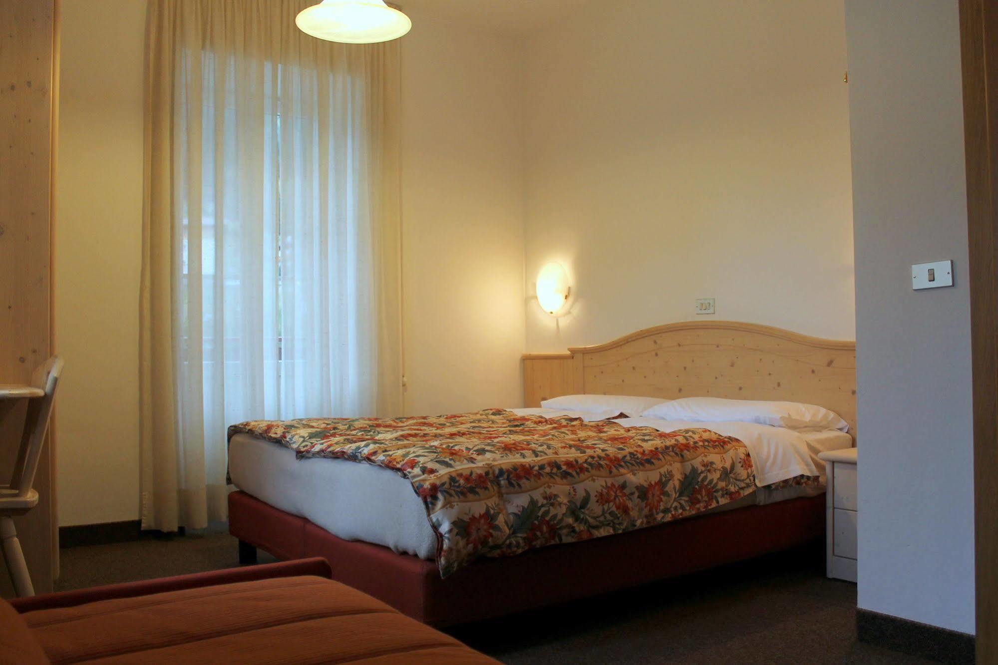 Albergo Trentino Moena Bagian luar foto